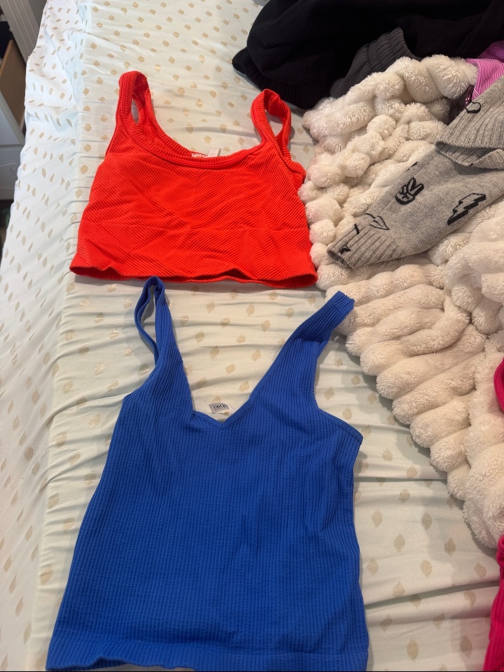Two-Pack Ribbed Crop Tank Tops - Red & Blue